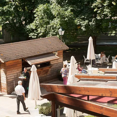 Artaza 2* Γκέτσο