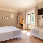 Artaza Hotel 2*