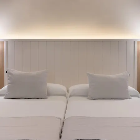 Artaza Hotel 2*