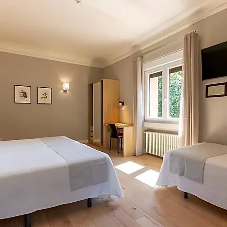 Artaza Hotel
