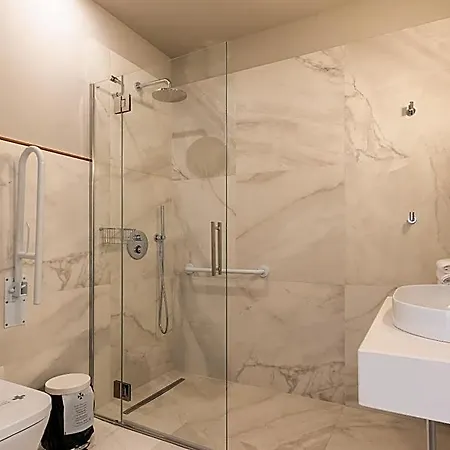 Hotel Artaza