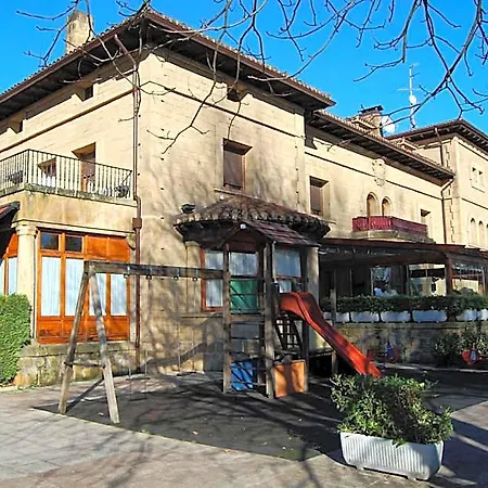Artaza Hotel 2*