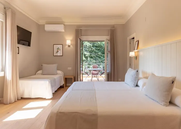 阿塔兹酒店 2* 格乔